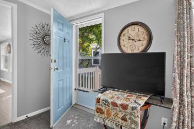 Photo 5 of 37 of home located at 5606 Goldenrod Kalamazoo, MI 49009