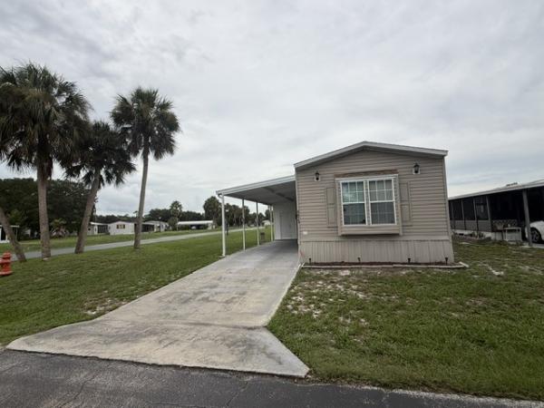 2006  Mobile Home For Sale