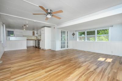 Photo 3 of 13 of home located at 10 Kings Lane Epsom, NH 03234