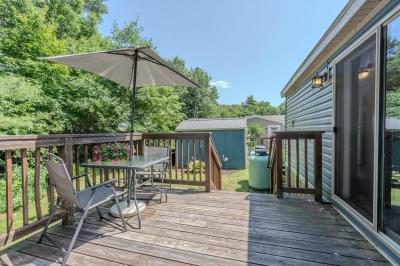 Photo 2 of 16 of home located at 11 Queens Lane Epsom, NH 03234