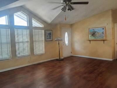 Photo 4 of 20 of home located at 8401 South Kolb Road #551 Tucson, AZ 85756