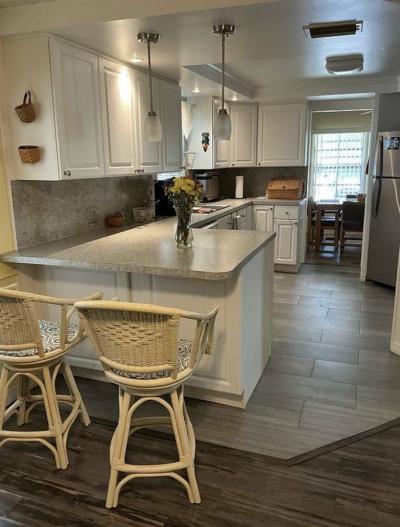 Photo 5 of 24 of home located at 10550 W State Road 84 Davie, FL 33324
