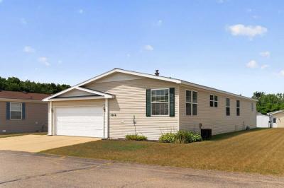 Photo 4 of 33 of home located at 5046 Linwood Drive Kalamazoo, MI 49009
