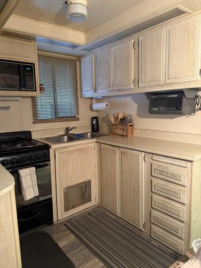 Photo 5 of 23 of home located at 8989 E Escalante Road Space 299 Tucson, AZ 85730