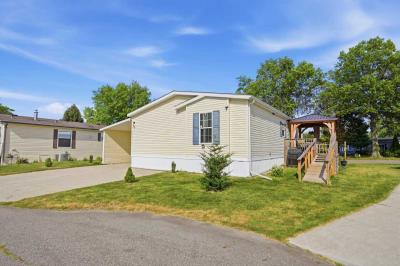Photo 2 of 27 of home located at 150 Whippoorwill Lane Rochester Hills, MI 48309