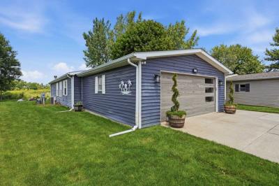 Photo 2 of 29 of home located at 865 Beach Buggy Lane Linden, MI 48451