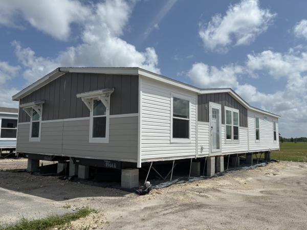 2027 Champion Home Builders, Inc. Mobile Home For Sale