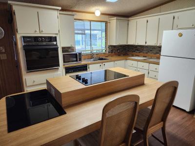 Photo 2 of 18 of home located at 1405 Gulf Coast Dr Naples, FL 34110
