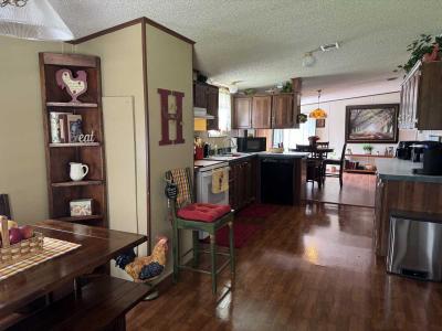 Photo 4 of 18 of home located at 7323 CR 772 Webster, FL 33597