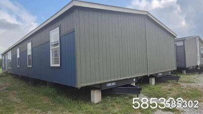 Mobile Home at Oak Creek Home Center 20305 Interstate 35 S Lytle, TX 78052