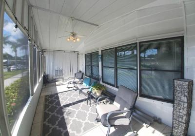 Photo 4 of 10 of home located at 6599 NW 34th Ave Coconut Creek, FL 33073