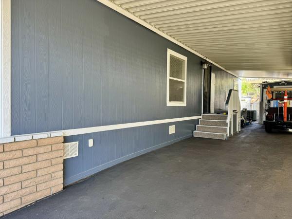 2004 LAMPLIGHTER LA223-2 Mobile Home
