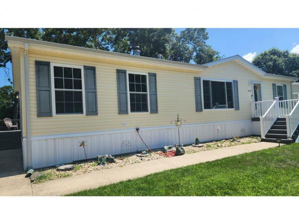 2005 Shamrock Mobile Home For Sale