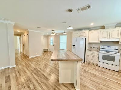 Photo 3 of 9 of home located at 6009 Unity Pass Groveland, FL 34736