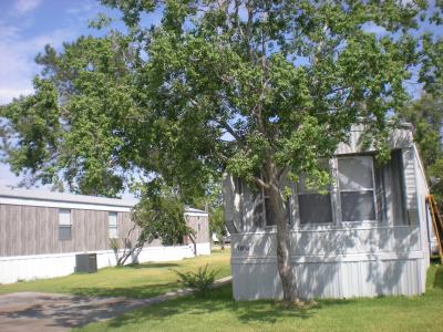 Mobile Home at 14022 Walters Rd Lot #7032 Houston, TX 77014