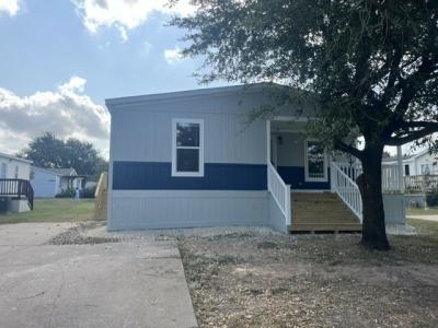 Photo 2 of 7 of home located at 1601 East Slaughter Lane 335 Austin, TX 78747