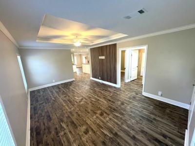Photo 4 of 20 of home located at 10637 SW 32nd Ave Ocala, FL 34476