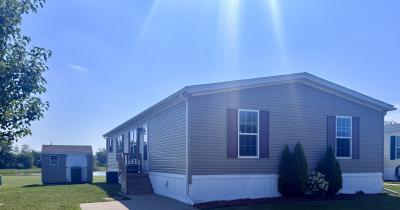 Mobile Home at 8750 Andre St Newport, MI 48166
