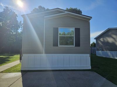 Mobile Home at 79 Lynnwood Circle #145 Clarksville, TN 37040