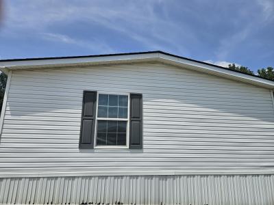 Photo 2 of 16 of home located at 89 Lynnwood Circle #149 Clarksville, TN 37040
