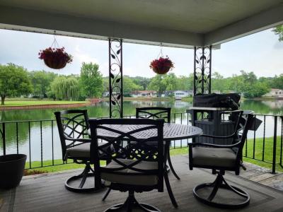 Photo 3 of 20 of home located at 227 Big Peninsula Rd Elgin, IL 60123