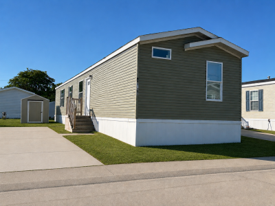 Mobile Home at 16208 Notre Dame #213 Clinton Township, MI 48038