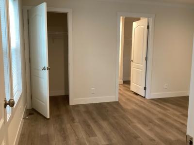 Photo 4 of 5 of home located at 103 Roxbury Park Goshen, IN 46526
