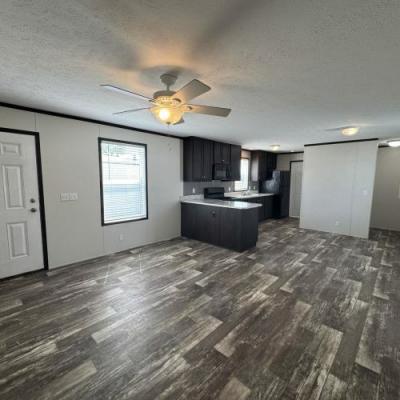 Photo 4 of 29 of home located at 9901 State Road 3 #0114 Muncie, IN 47303