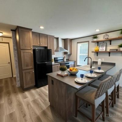 Photo 4 of 25 of home located at 9901 State Road 3 #0015 Muncie, IN 47303