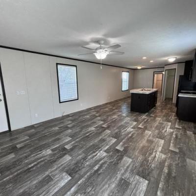 Photo 4 of 24 of home located at 9901 State Road 3 #0028 Muncie, IN 47303