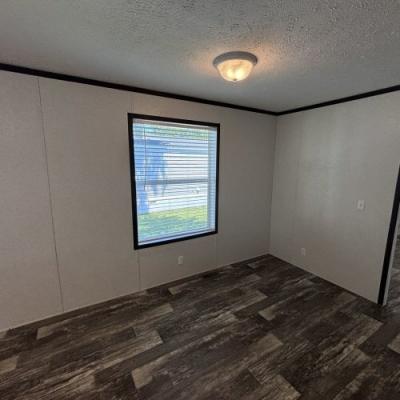 Photo 5 of 24 of home located at 9901 State Road 3 #0028 Muncie, IN 47303