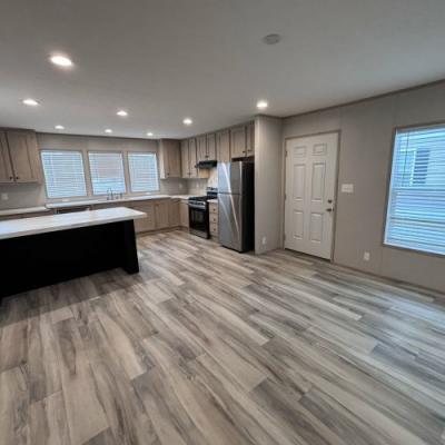 Photo 4 of 25 of home located at 9901 State Road 3 #0029 Muncie, IN 47303