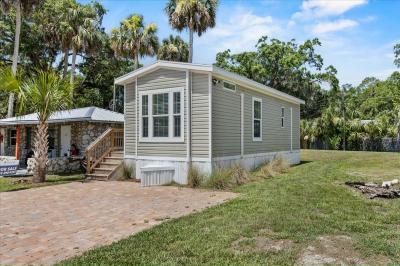 Photo 3 of 18 of home located at 14035 W. River Road #13 Inglis, FL 34449