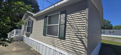 Photo 3 of 4 of home located at 16430 Park Lake Rd #1 East Lansing, MI 48823
