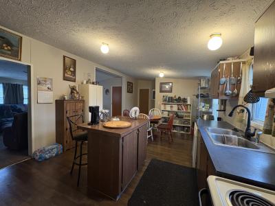 Photo 4 of 9 of home located at 184 Pebble Creek Drive Greenwood, IN 46143