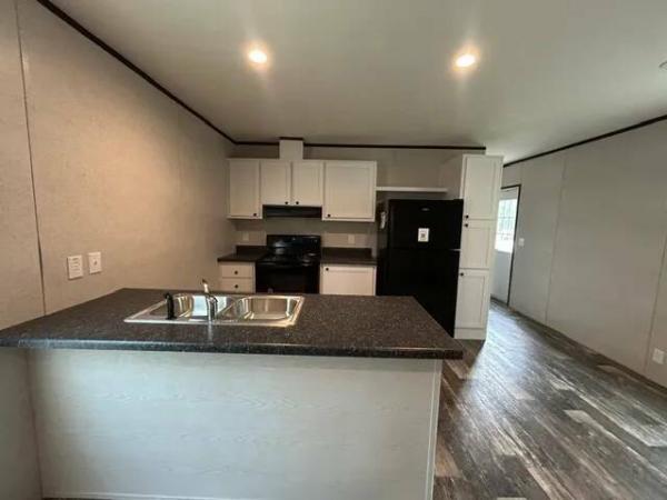 2025 PRINE1676H32P01  Home
