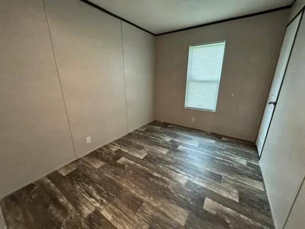 2025 PRINE1676H32P01  Home