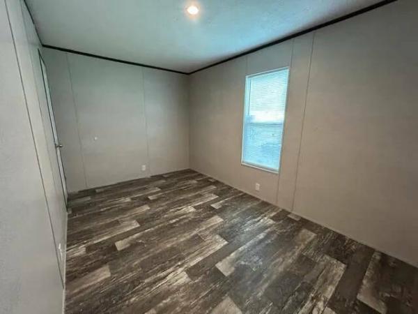 2025 PRINE1676H32P01  Home