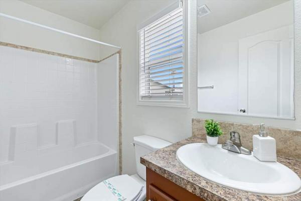 2019 CMH Manufacturing West Manufactured Home