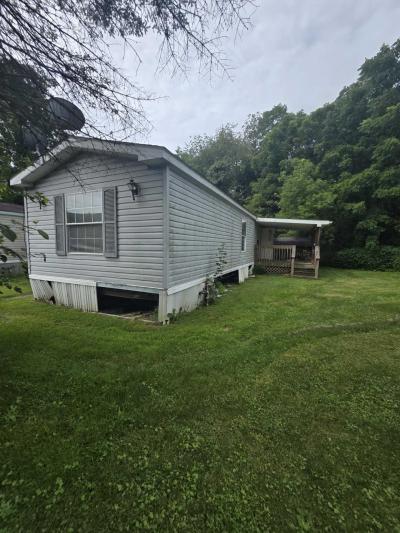 Photo 4 of 5 of home located at 181 Roadrunner Dr Bellwood, PA 16617