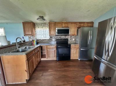 Photo 2 of 27 of home located at 3920 SW 30th Street Lot B36 Ocala, FL 34474
