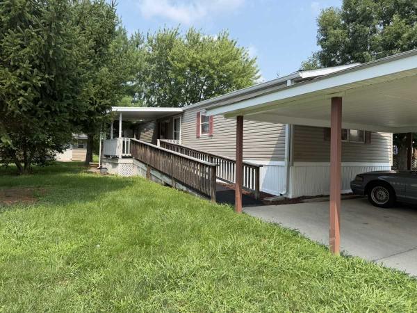 1996 REF Mobile Home For Sale