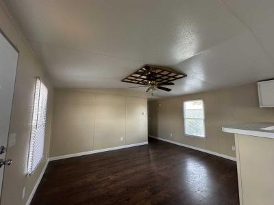 Photo 4 of 11 of home located at 7616 Upper Seguin Rd Converse, TX 78109