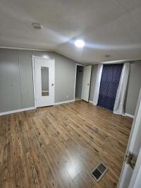 2002 Oakwood Mobile Home