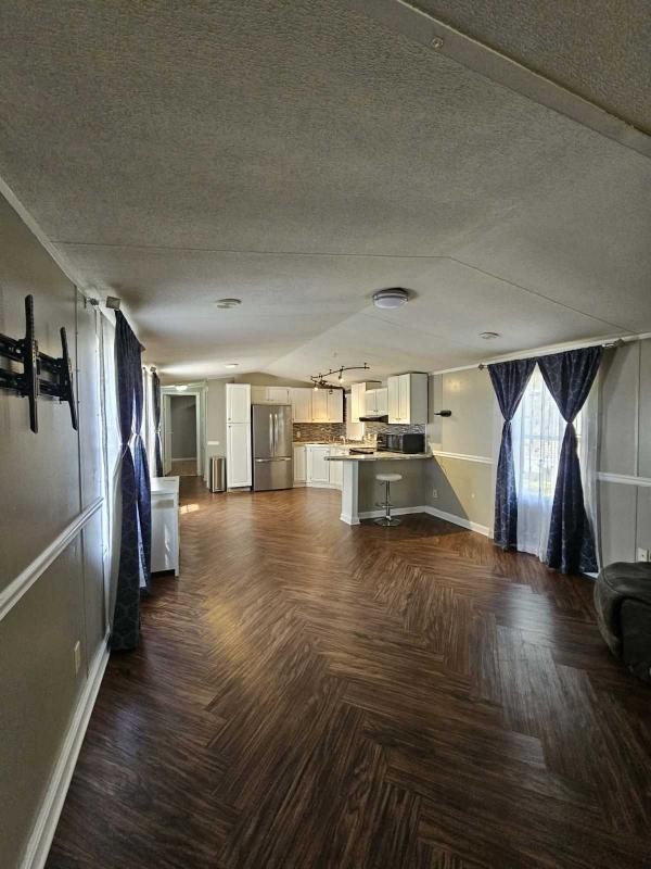2002 Oakwood Mobile Home