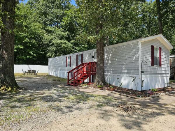 2002 Oakwood Mobile Home