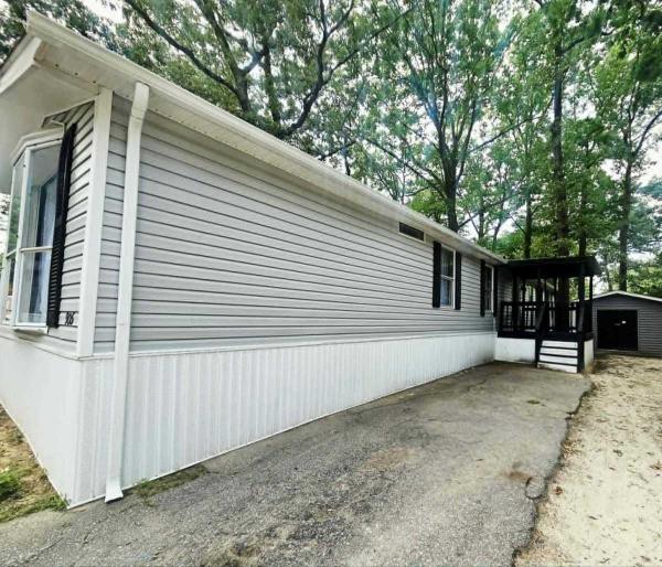 1994 Oakwood Mobile Home