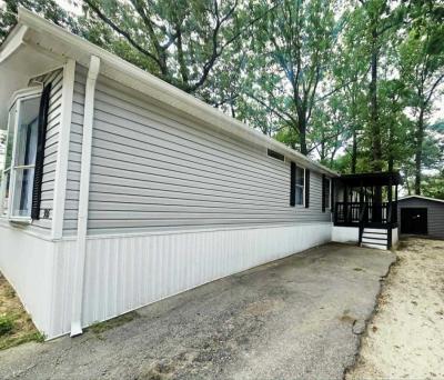 Photo 2 of 15 of home located at 906 West Harbour Dr. Chester, VA 23836