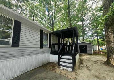 Photo 3 of 15 of home located at 906 West Harbour Dr. Chester, VA 23836