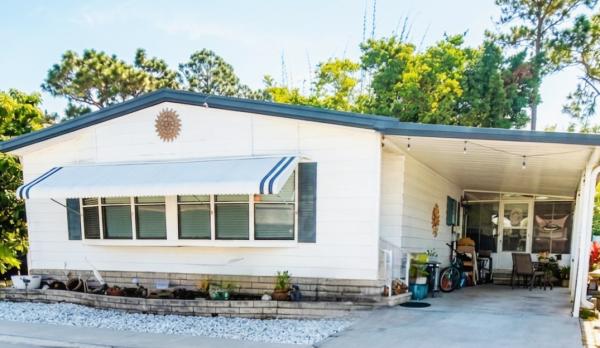 1987 HOMES OF MERRITT Mobile Home For Sale